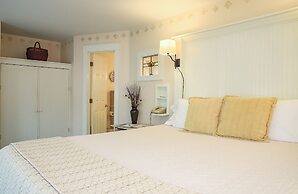 The Charlotte Hotel & Restaurant