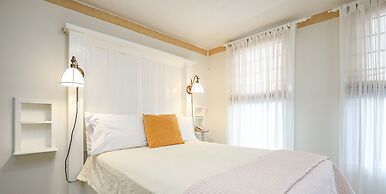 The Charlotte Hotel & Restaurant