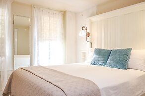 The Charlotte Hotel & Restaurant