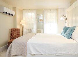 The Charlotte Hotel & Restaurant