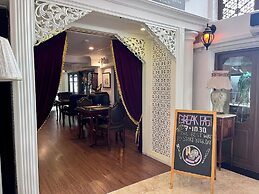 Siam Champs Elyseesi Unique Hotel