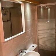 The Royal Luxury Apartments & studios