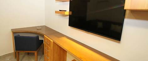 The Royal Luxury Apartments & studios