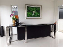 The Stand By Phuket Airport