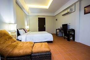 Jamadevi Hotel