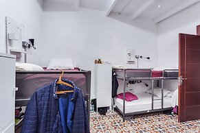 Granny's Inn - Hostel