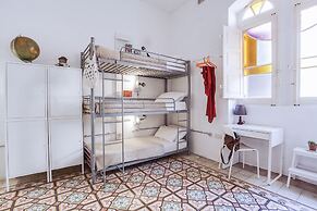 Granny's Inn - Hostel