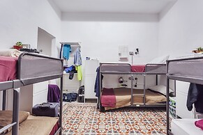 Granny's Inn - Hostel
