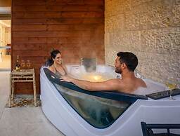Carmella Boutique Hotel - Spa & Shelter Access