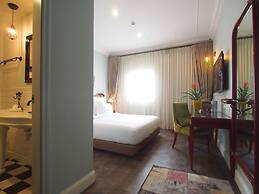 Carmella Boutique Hotel