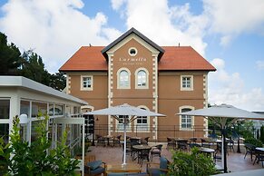 Carmella Boutique Hotel