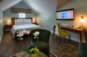 Carmella Boutique Hotel