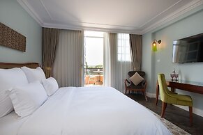 Carmella Boutique Hotel