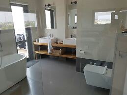 Suncity Apartments Hotel