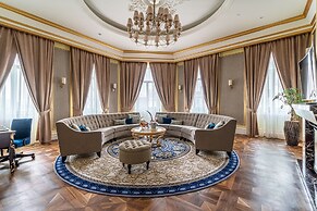 Lotte Hotel St.Petersburg