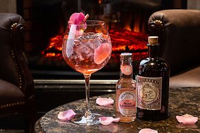 Lotte Hotel St.Petersburg