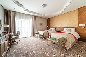 Lotte Hotel St.Petersburg
