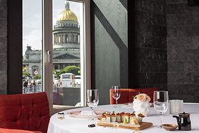 Lotte Hotel St.Petersburg