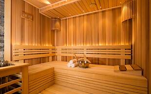 Lotte Hotel St.Petersburg