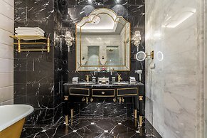 Lotte Hotel St.Petersburg