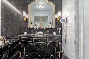 Lotte Hotel St.Petersburg