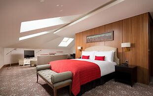 Lotte Hotel St.Petersburg