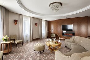 Lotte Hotel St.Petersburg