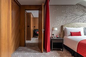 Lotte Hotel St.Petersburg