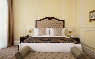 Lotte Hotel St.Petersburg