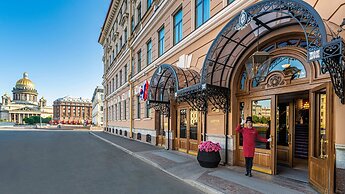 Lotte Hotel St.Petersburg