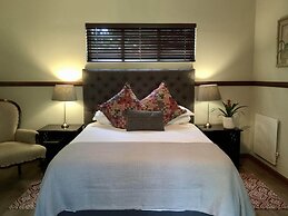 Dunvegan Execu Lodge