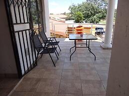 Flossie’s Bed and Breakfast