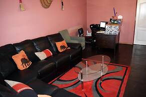 Flossie’s Bed and Breakfast