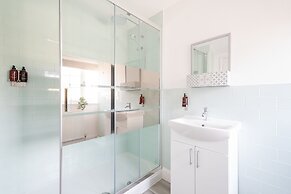 Crab and Lobster Inn