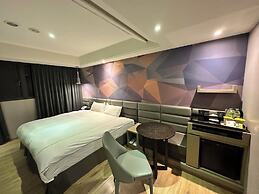 CHECK inn Taichung Wenxin Zhongqing