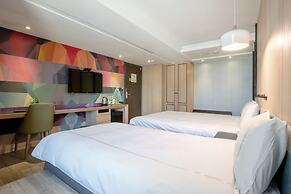 CHECK inn Taichung Wenxin Zhongqing