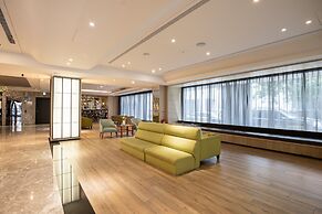 CHECK inn Taichung Wenxin Zhongqing