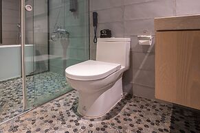 CHECK inn Taichung Wenxin Zhongqing