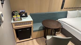 CHECK inn Taichung Wenxin Zhongqing