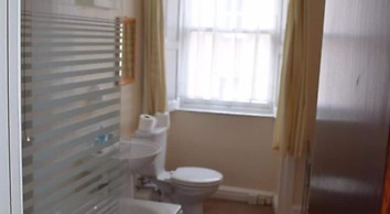 Newcastle Arms Hotel