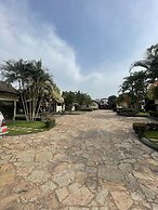 Traveller's Palm Court