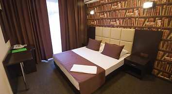 Hotel Marton 20 let VLKSM