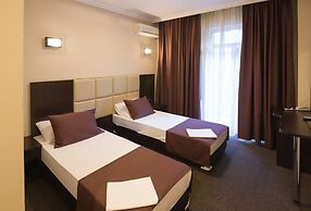 Hotel Marton 20 let VLKSM