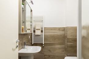 Home At Hotel - Ampola