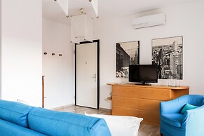 Home At Hotel - Ampola