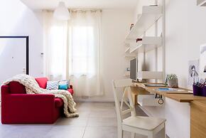 Home At Hotel - Ampola