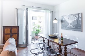 Suitelowcost - Stilicone