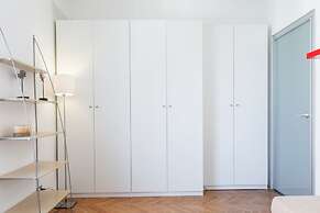 Suitelowcost - Stilicone