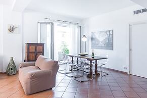 Suitelowcost - Stilicone