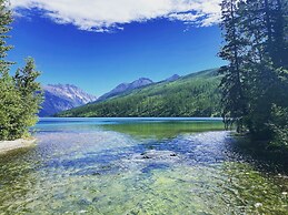 The Reclusive Moose Cabins